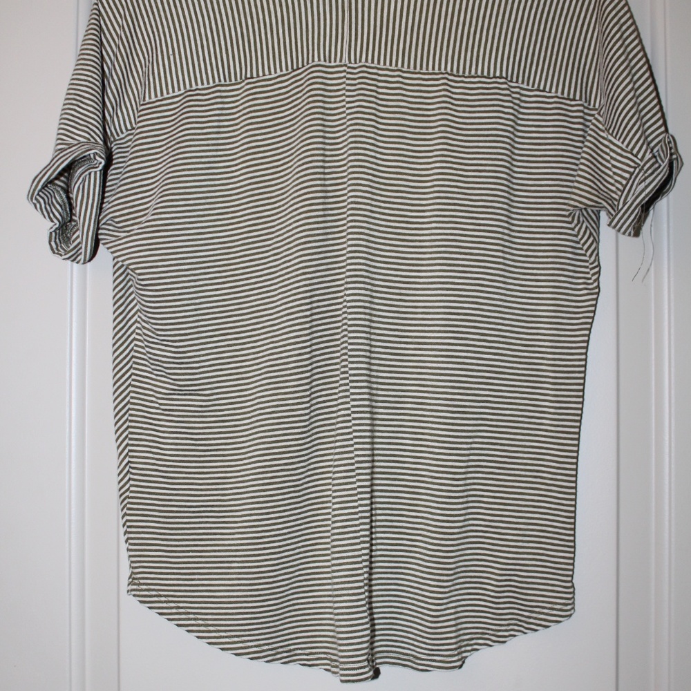 Bar III Stripped Shirt Women’s Small - Picture 2 of 3